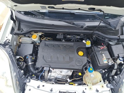 Двигун 1,6 198a3000 фото №1