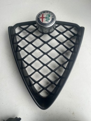 Alfa romeo stelvio qv решётка радиатора решётка радиатора бампера 2019- фото №1