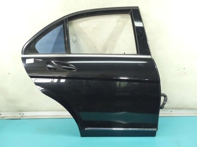 Двері задня праве mercedes w204 sedan чорний c197 фото №1