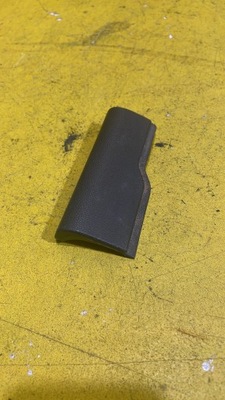 Opel zafira b - заглушка сидіння фото №1