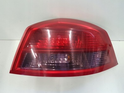 Лампа права задня задня renault vel satis 02-05 фото №1