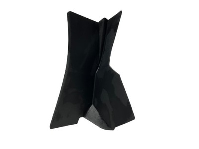 Corolla e21 хетчбек заглушка лампи лівий задня фото №1