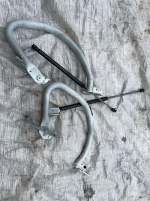 Volvo s60 ii петля крышки 31349170 31349169 фото №1