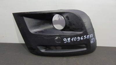 Berlingo partner iii 3 18r- решітка бампера права фото №1