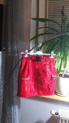 SPÓDNICA LATEKSOWA CZERWONA R.34