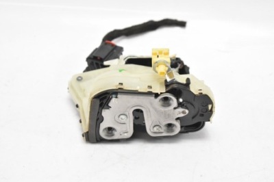 Замок дверь правый задний  7pin 10375875 mg zs 17- фото №1