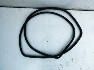 Прокладка задняя левая дверь toyota verso 09-18 фото №1