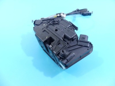 Замок задня правий 6pin skoda superb ii фото №1