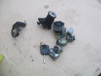 IGNITION LOCK LININGS KEY FORD FIESTA MK5 MK 5 MK6  