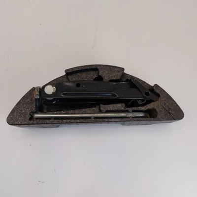 2008 mini one - cooper clubman r55 домкрат 6781465 фото №1