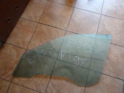 Bmw e39 97' скло правий задня фото №1