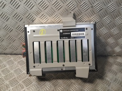 Chrysler 300m підсилювач 04760902ab infinity 36670 фото №1