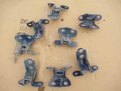 Петля дверь задняя правый kia venga фото №1