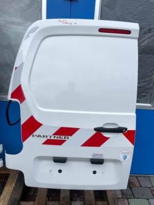 Дверь левая задние peugeot partner berlingo iii 3 iv 4 фото №1