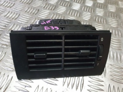 Решітка обдув задня bmw e39 touring lift 8391182 фото №1