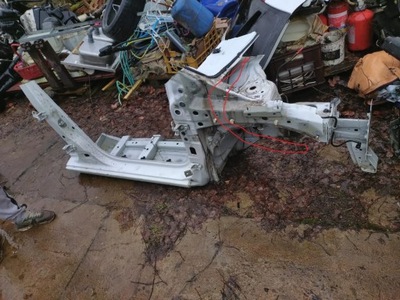 Clio iv чверть передня права поріг блок двигуна фото №1