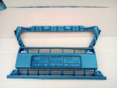 Fiat ducato iii lift решітка радіатора середина бампера перед фото №1