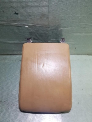 Подлокотник volkswagen touareg iii 760864207 фото №1