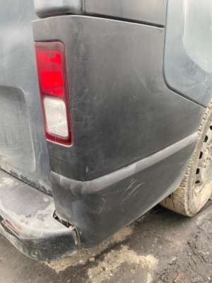 Renault trafic 3 iii van 14- бампер задній задня права сторона фото №1