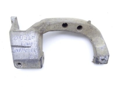 Mercedes atego axor i 98-04 кронштейн кронштейн кронштейн бампера левый перед фото №1