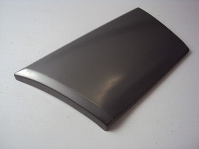 Молдинг крила правий задня mercedes w124 coupe фото №1