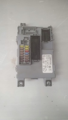 Alfa romeo mito 09r модуль блок управления blue&me фото №1