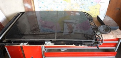 Jeep grand cherokee wk2 люк дах панорама фото №1