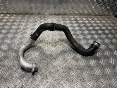 Panamera 970 3.0 tdi патрубок труба води радіатора рідина рідина 97010640130 фото №1