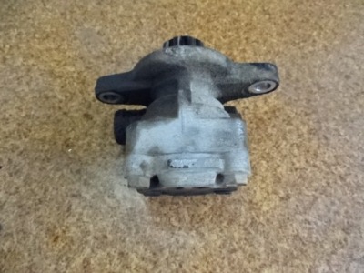 Toyota hilux 07r насос усилителя 3,0 фото №1