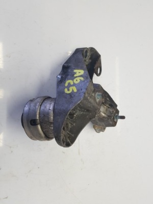 Audi a6 c5 кронштейн двигуна 2,5tdi 4bo199351b фото №1