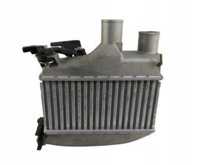 Интеркулер toyota corolla 1,4 d-4d 2002-2007 новый фото №1