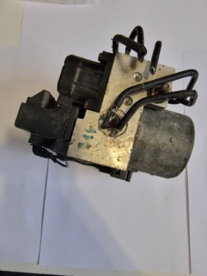 Alfa romeo 145 - 146 1998 0273004146 насос abs 0273004146 фото №1