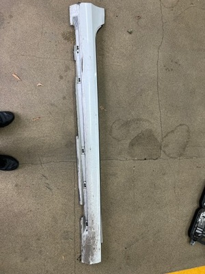 Volvo v60 ii s60 ii молдинг поріг права накладка колір 707 фото №1