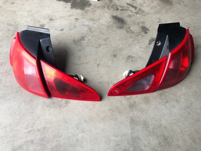 MITSUBISHI COLT VI Z30 FAROS PARTE TRASERA JUEGO  