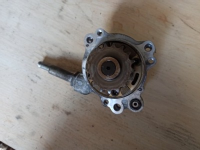 Насос вакуум honda accord vii 2.2ctdi vr60-c038 фото №1