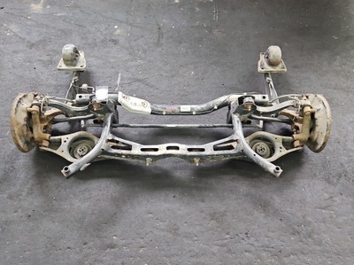 Задня балка задня важелі ступиця vw jetta vi 5c6 10-18 фото №1