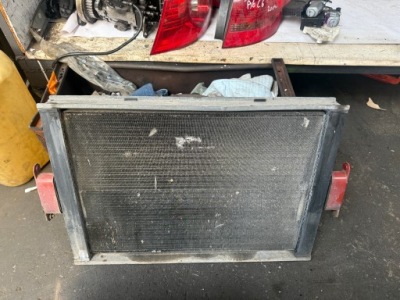 Радіатор вентилятори jeep cherokee wj 3.1 td фото №1