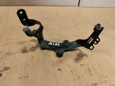 Countryman r60 кронштейн насоса abs 6790485 фото №1