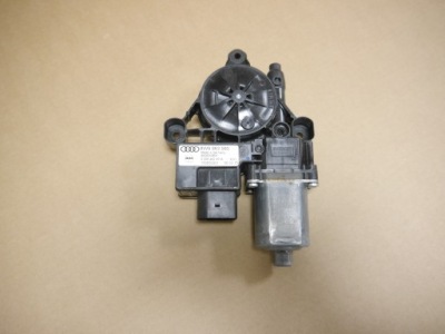 Audi a4 8w b9 моторчик шторка багажника 8w9863560 фото №1
