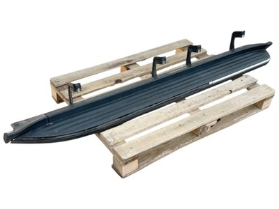 Cadillac escalade gmc yukon 07-14r поріг підніжка лівий пороги оригінал oem фото №1