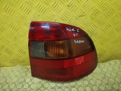 Opel astra f седан фара правая  задний фото №1