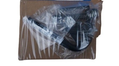 Volvo xc90 ii - лівий натягувач поперечина фото №1