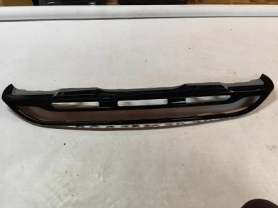 Mercedes gla w247- спойлер, накладка бампера перед фото №1