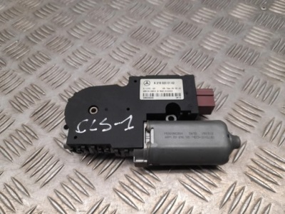 Mercedes cls c218 2188200142 двигатели люк фото №1