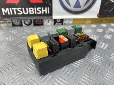 Mercedes gl x164 коробка предохранителей a1645403572 фото №1