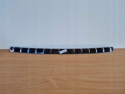 Mercedes b-klasa w246 хром молдинг бампера задня оригінальний номер фото №1