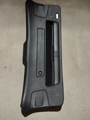 Audi a4 b8 защита крышки багажника 8k9867979 фото №1