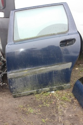 Дверь левый задняя volvo v70 ii фото №1