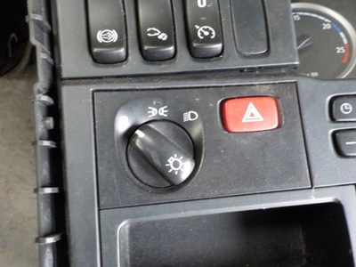 Scania вимикач світла фото №1