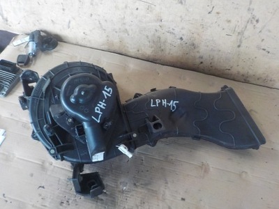 Lancia phedra 2.0d вентилятор обдув салону фото №1